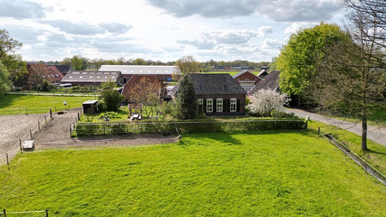 Pleisterplaats Schoeppert B&B Neede Exterior photo